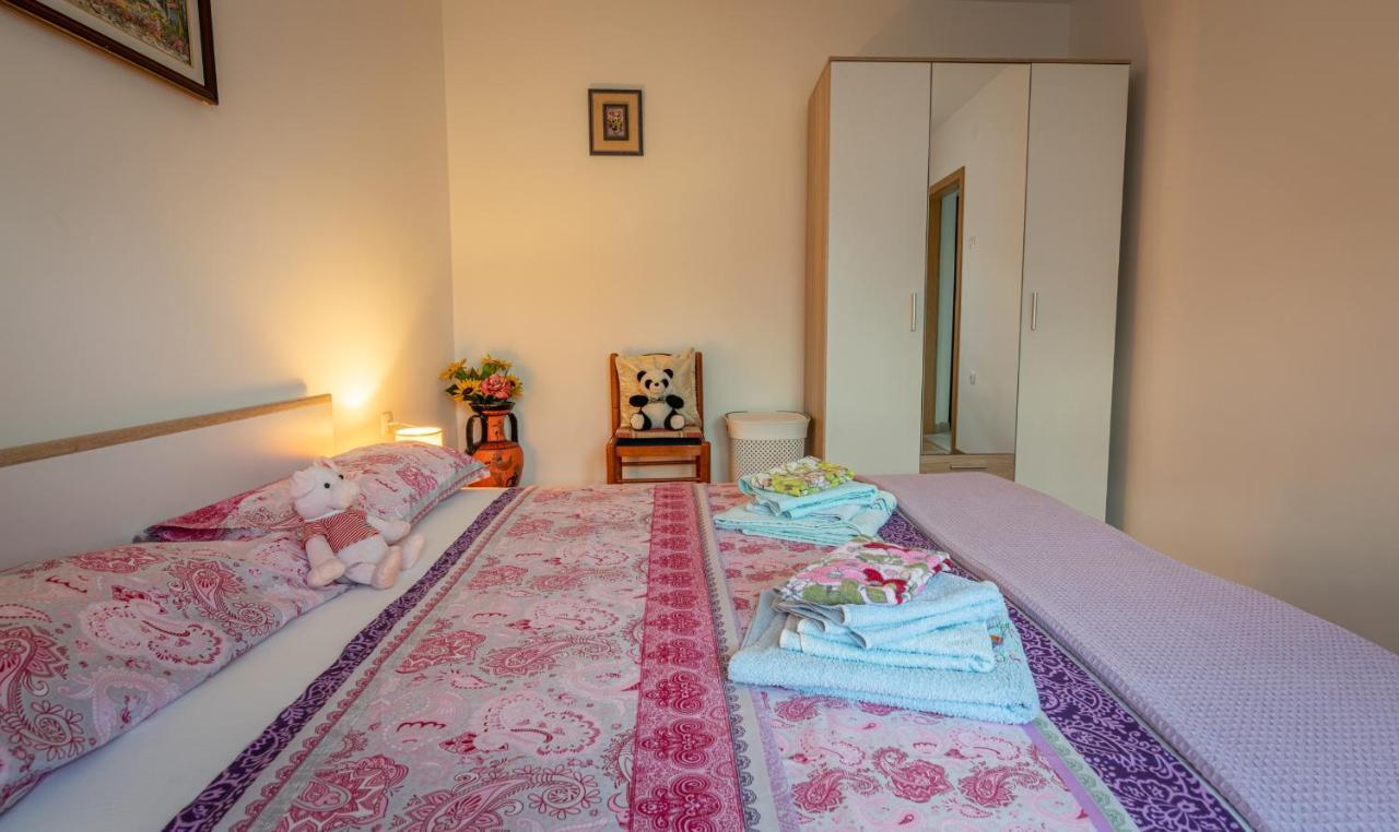 Gina Appartement Rijeka Buitenkant foto