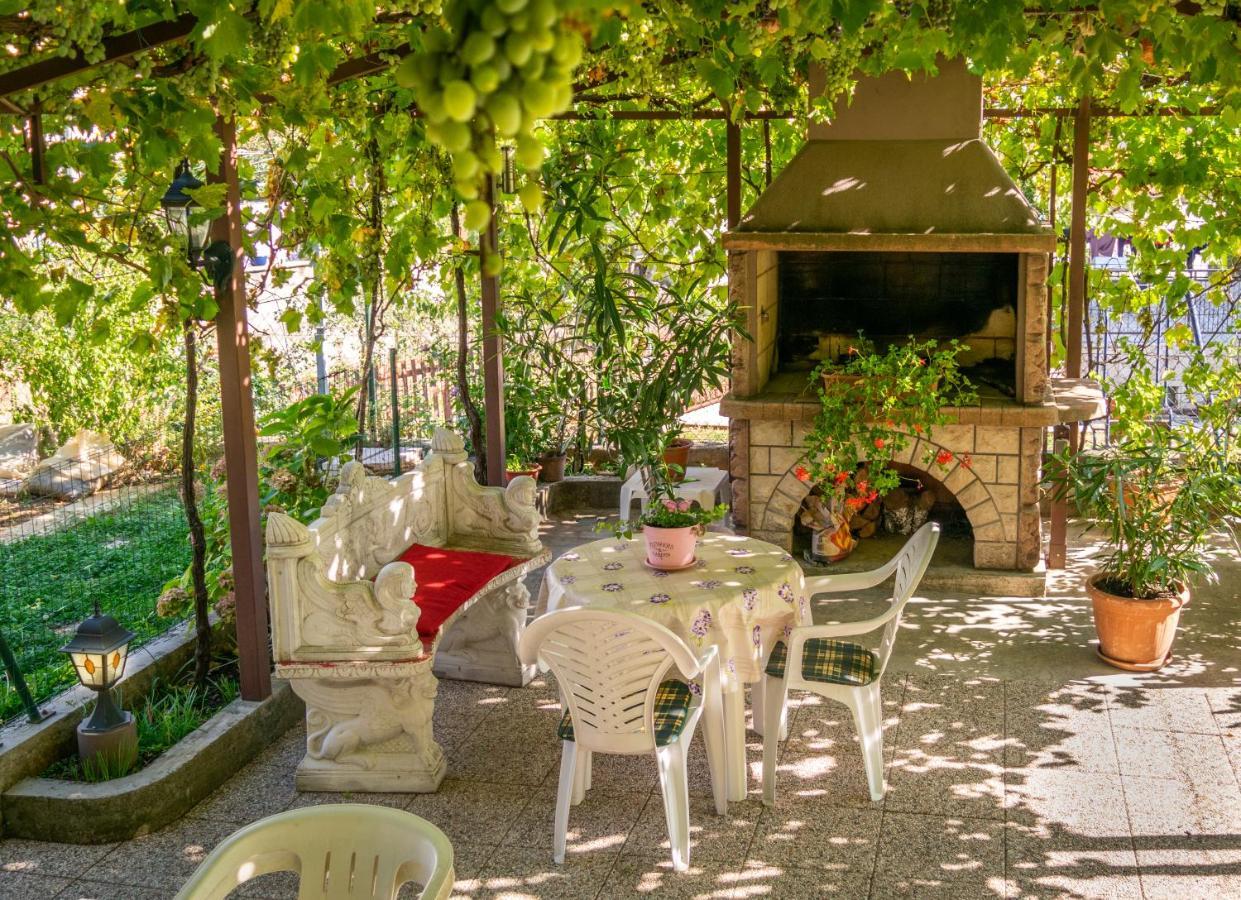 Gina Appartement Rijeka Buitenkant foto